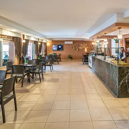 Hotel Dg Rose 4*